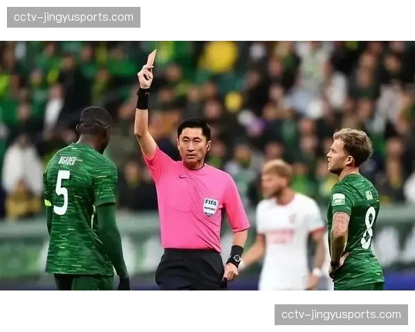 裁判体测现场：国际级裁判马宁坚持训练，成新赛季中超唯一80前执法者